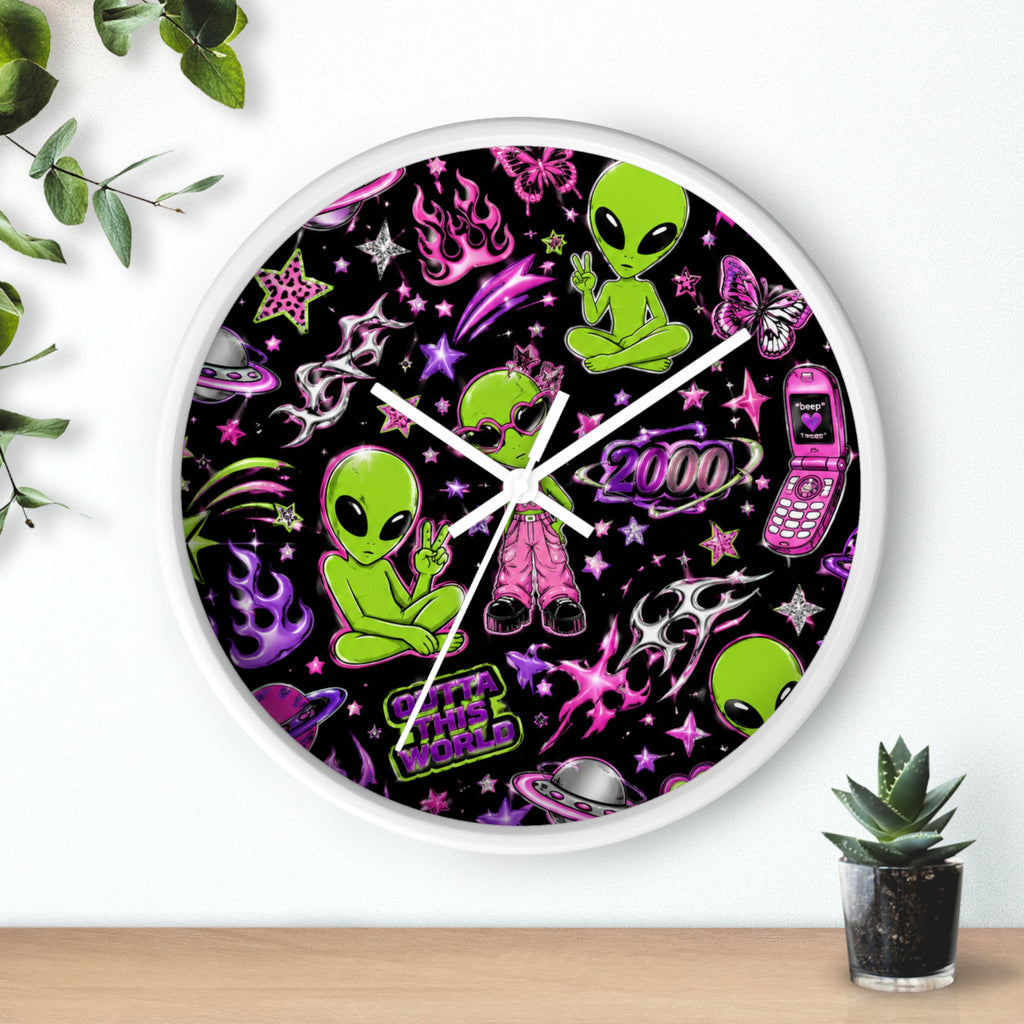 Y2K Alien Crush Wall Clock