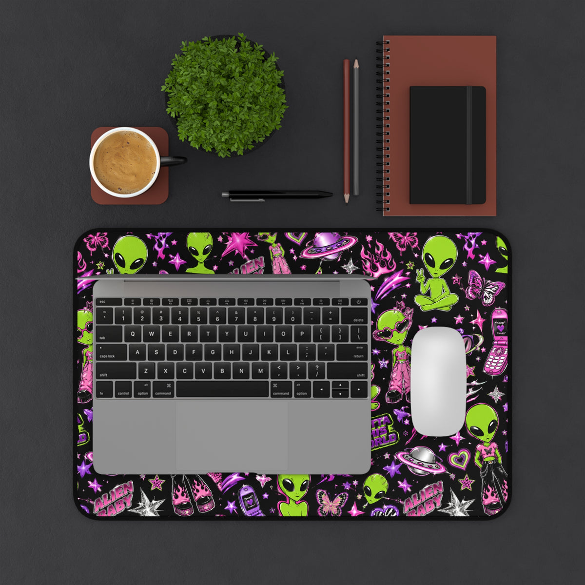 Y2K Alien Crush Desk Mat
